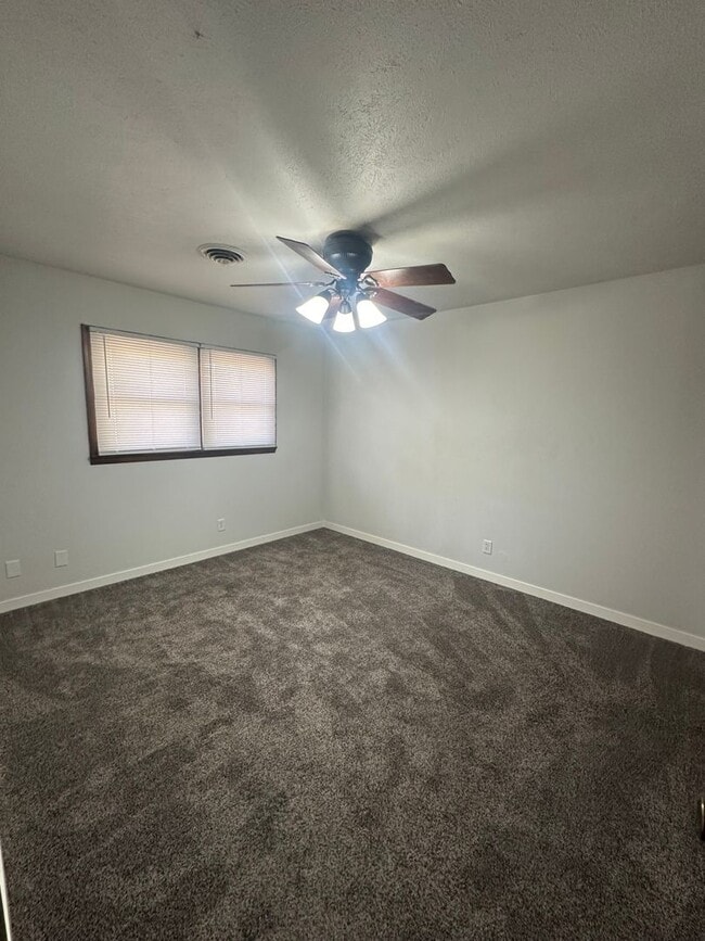 Photo - BRI-900 Unit Apt #2