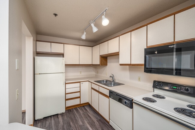 Bennington Hill Apartments