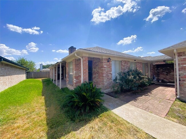 Building Photo - 9515 Hendon Ln Rental