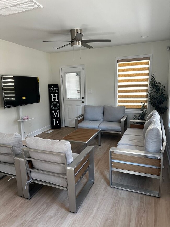 Photo - 1211 West Dr