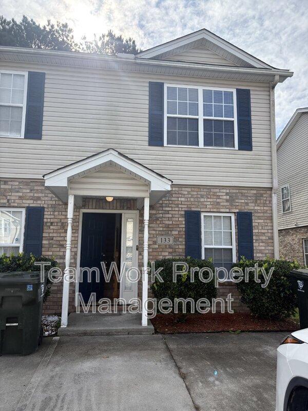 Photo - 133 Pine Shadow Dr Townhome