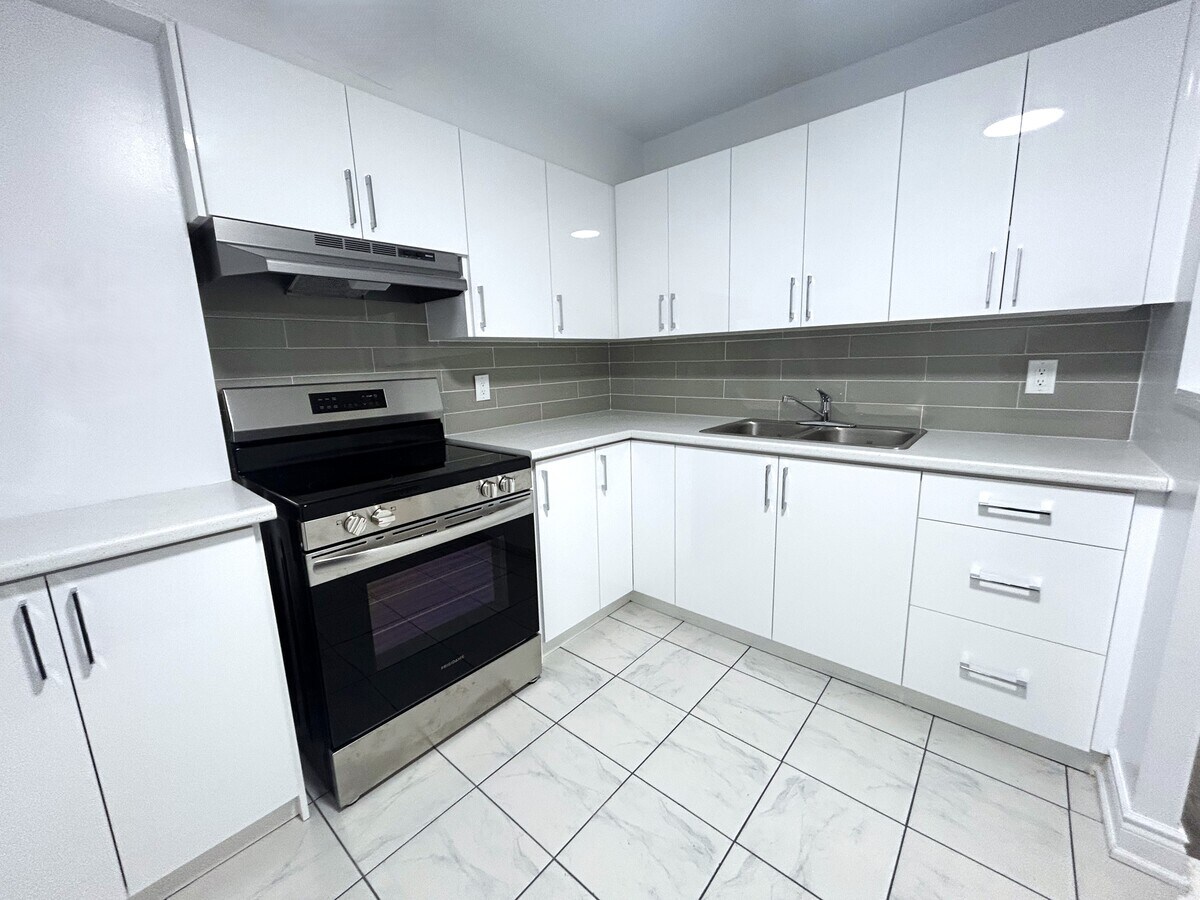 Photo - Pioneer Park Apartments