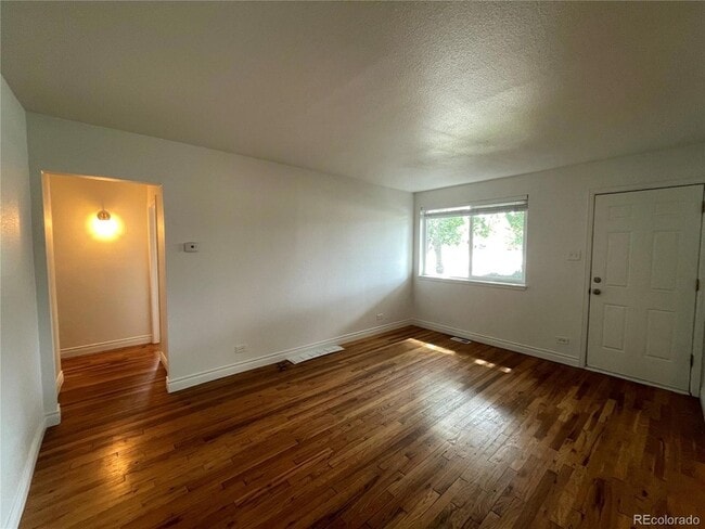 Photo - 1400 Galena St