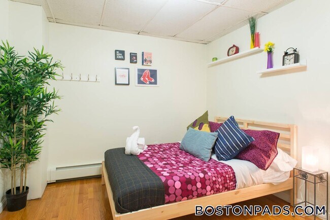 Photo - 43 Bay State Rd Unidad B