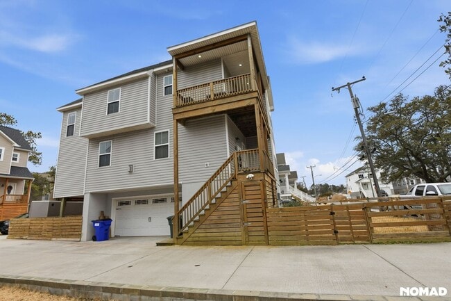 Photo - 9538-9513 13th Bay St