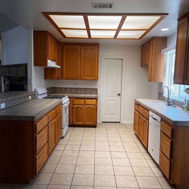 Photo - 7764 Corona Ave