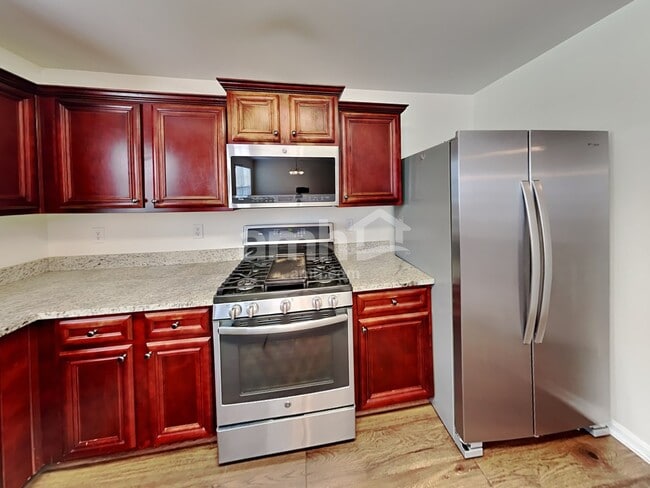 Photo - 342 Hidden Creek Ln