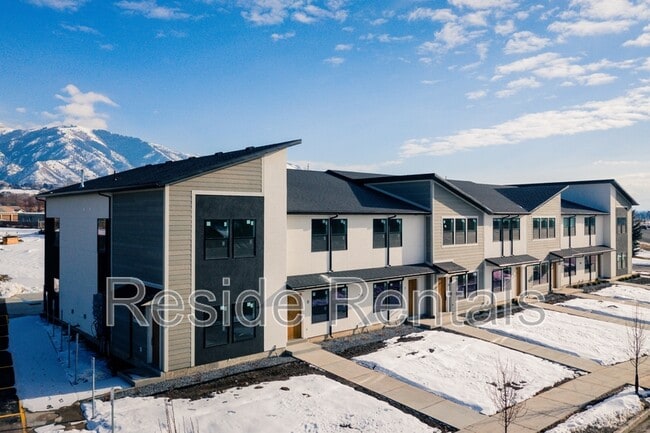 Building Photo - 254 Spring Creek Pky