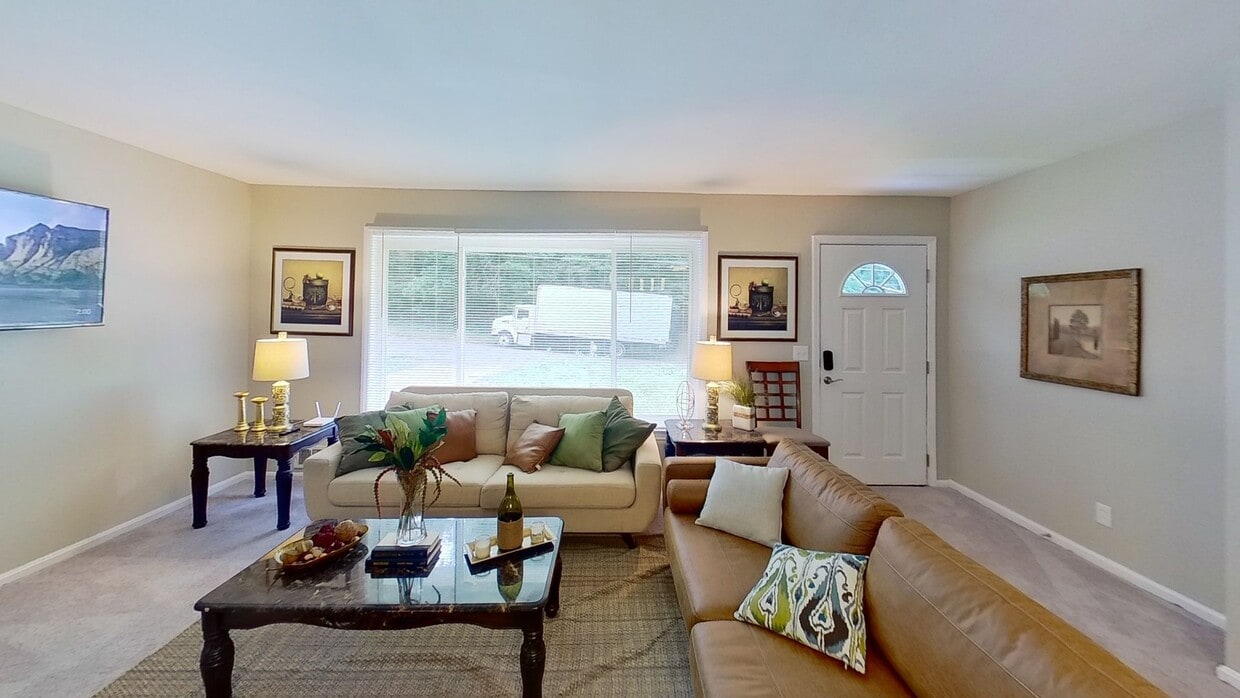 Photo - 2451 Glenrock Dr House