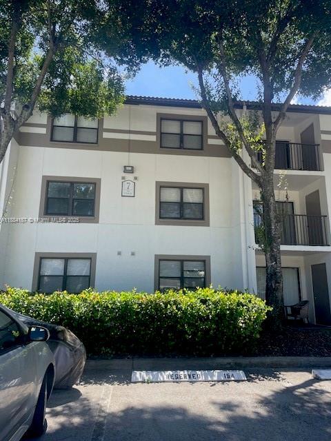 Building Photo - 560 S Park Rd Unit 16-7 Rental