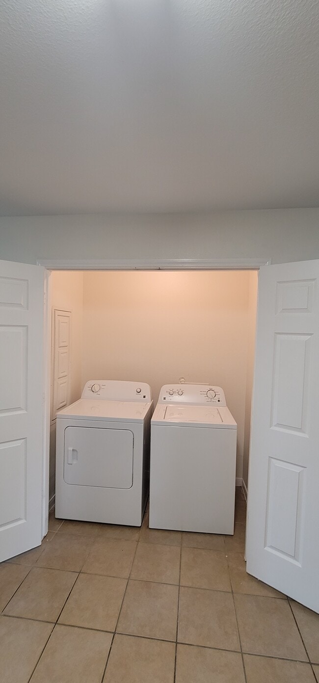 Utility room - 23352 High Point St
