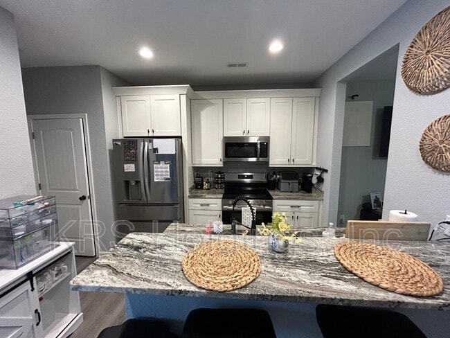 Photo - 170 Tynes St