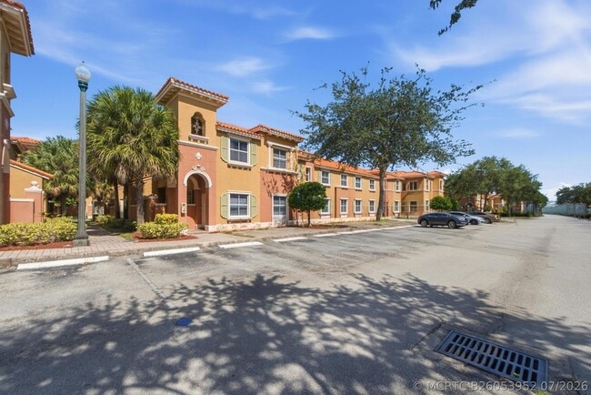 732 SW 106th Ave