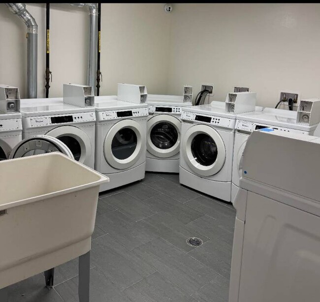 Photo - 144-38 35th Ave Unidad 1C