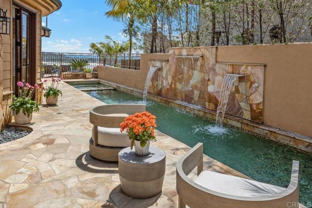 Photo - 105 Via De La Valle