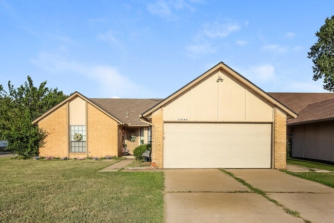 Building Photo - 11040 N Eagle Ln Rental