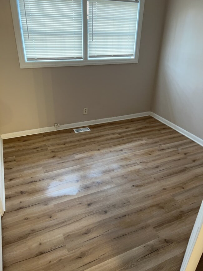 Photo - 4819 Lumary Dr NW