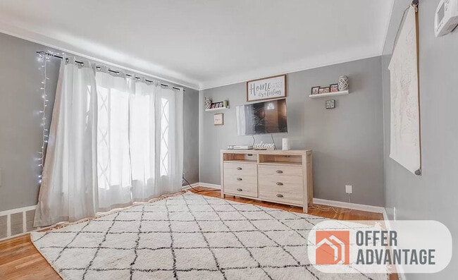 Photo - 1641 Douglas Rd