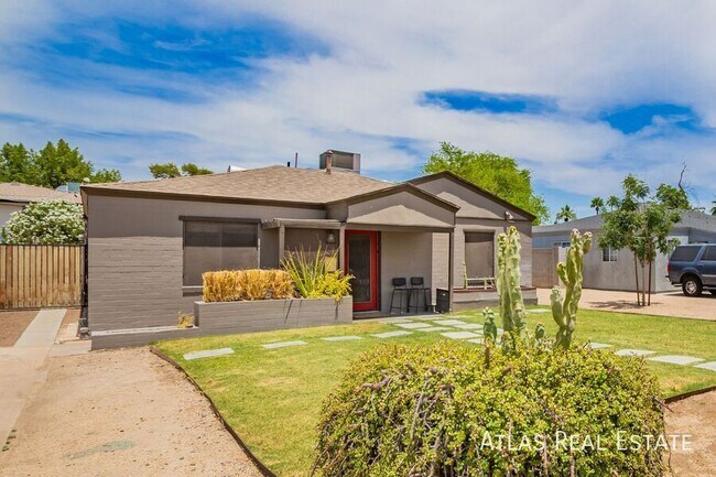 Photo - 224 W Montecito Ave