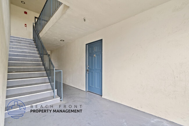 Photo - 12304 Grevillea Ave.