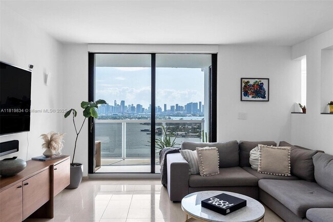 Photo - 9 Island Ave Unidad 2205 Rental