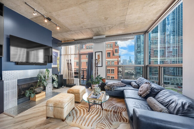 Photo - 125 E 13th St Unit 1006