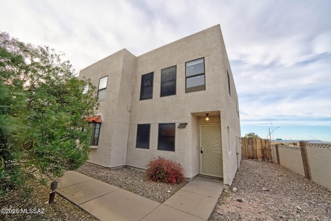 Photo - 2190 N 1st Ave