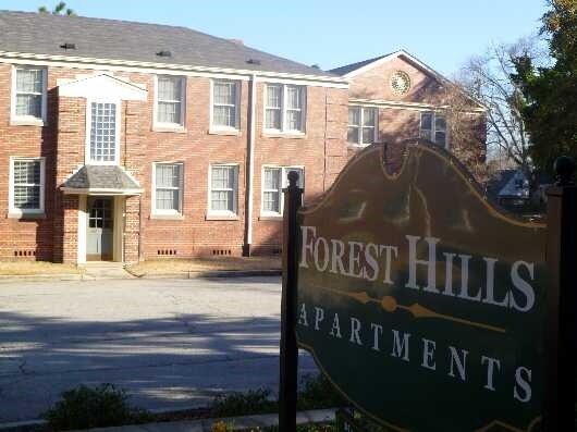 Forest Hills - Forest Hills Apartments