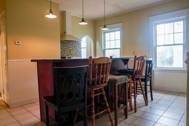 Photo - 15 Montvale Rd Unit 2