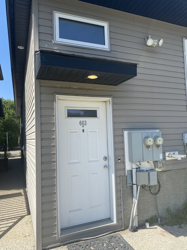 Photo - 463 Halifax St