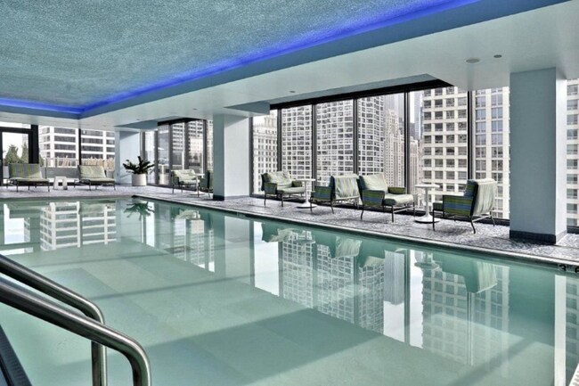 Photo - 493 N State St