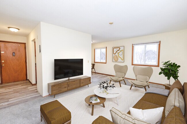 Photo - Colonial Apartments