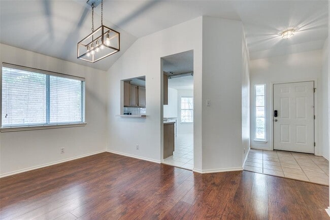 Photo - 1723 Rosenborough Ln S