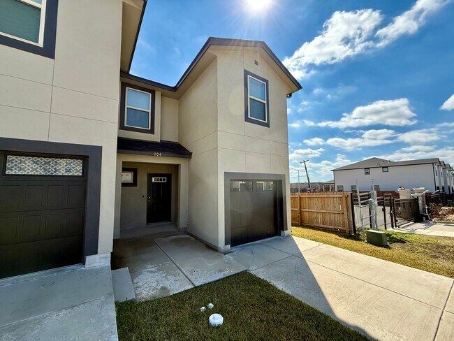 Photo - Beautiful Quadplex Unit Available for Rent...