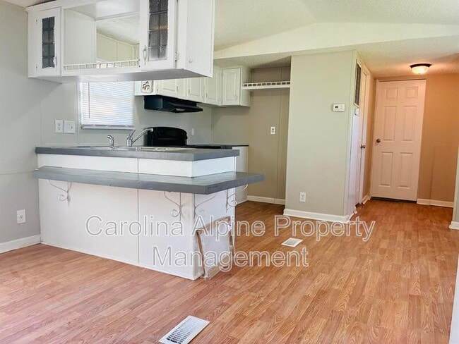 Photo - 3822 Towery Rd