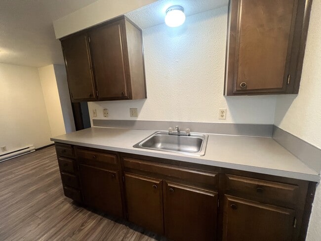 Photo - Anita Manor Apartments