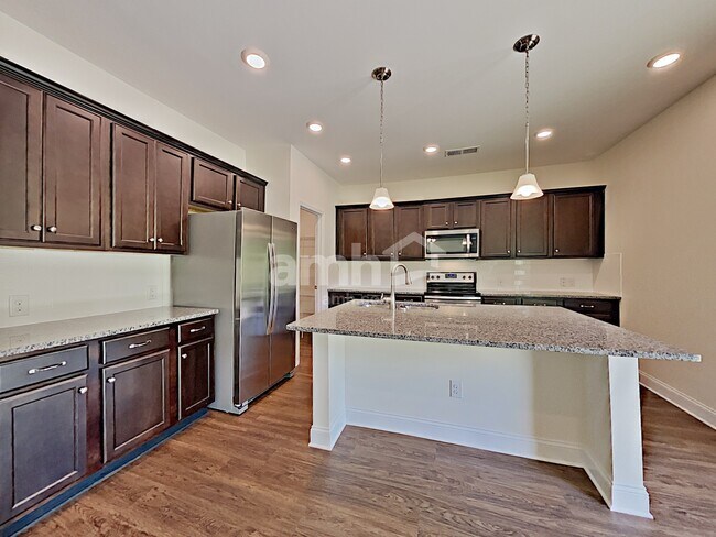 Photo - 6153 Rosemore Ln