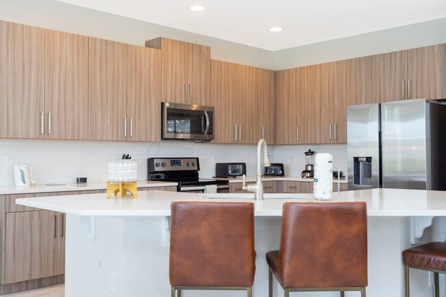 Photo - 7650 Fairfax Dr