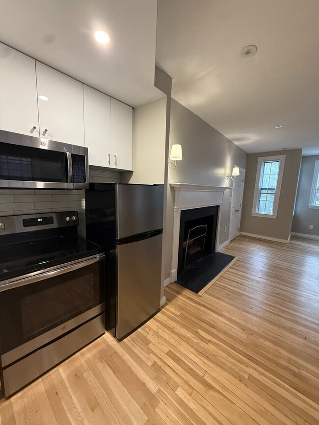 Photo - 82 Phillips St Unit 2