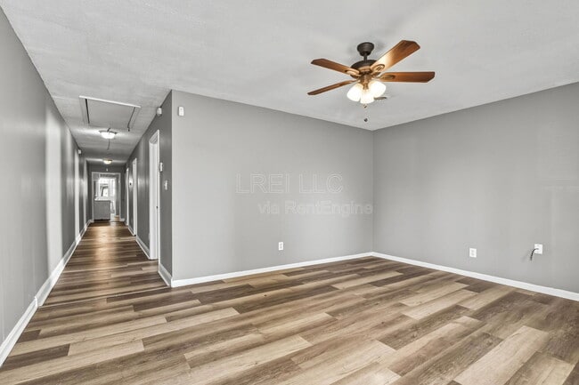 Photo - 2931 Virginia Ave