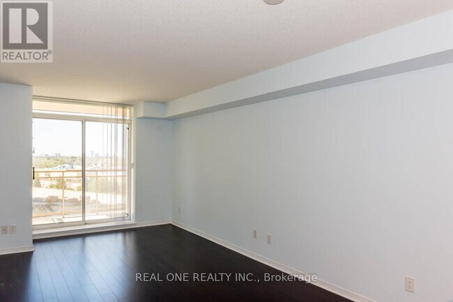 Photo - 75 King William Crescent Unit 605