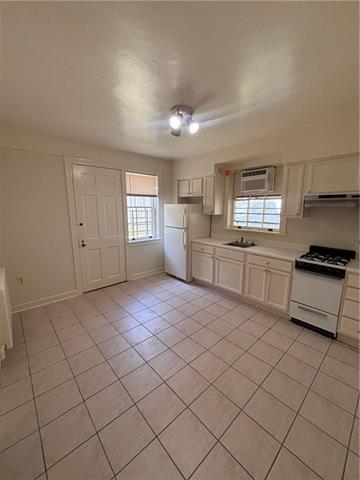 Photo - 1578 Jefferson Ave