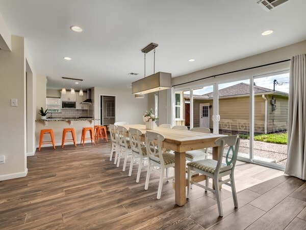 Photo - 2103 Longhorn Dr