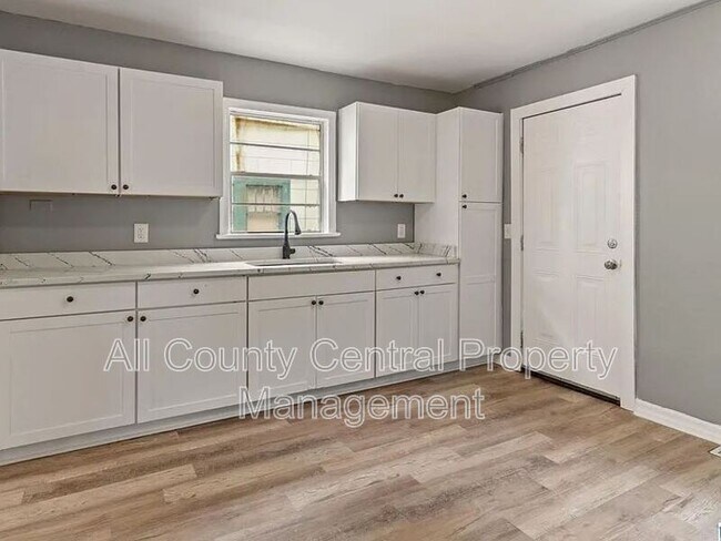 Photo - 1468 Pike Rd