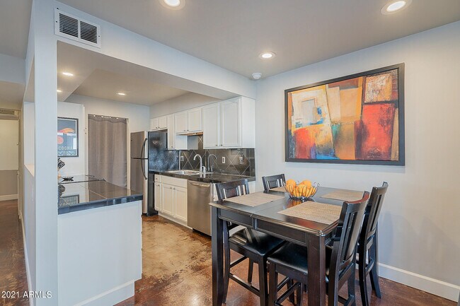7321 E Northland Dr Unit 9