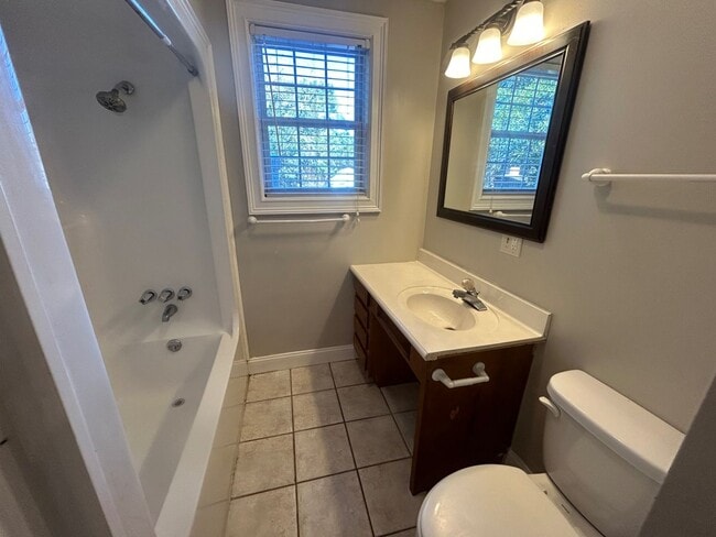 Photo - 1019 Monticello St Apartamento Unidad 1019-C Mon