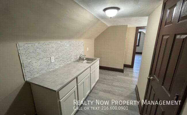 Photo - 1637 Coventry Rd Unidad 1637Coventry3rd