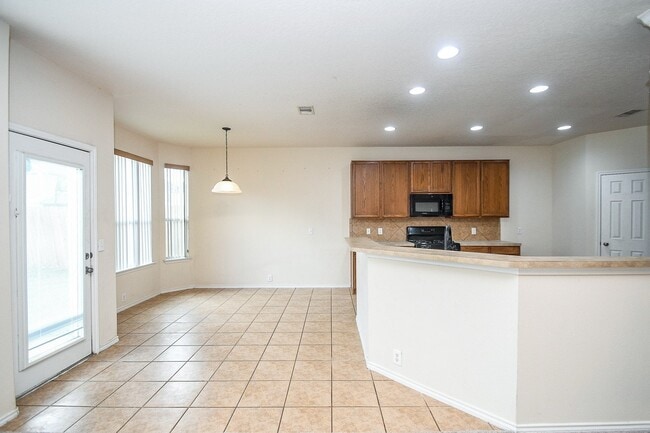 Photo - 3015 Darby Brook Dr