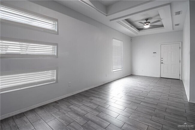 Photo - 9 Acacia St Unit 3