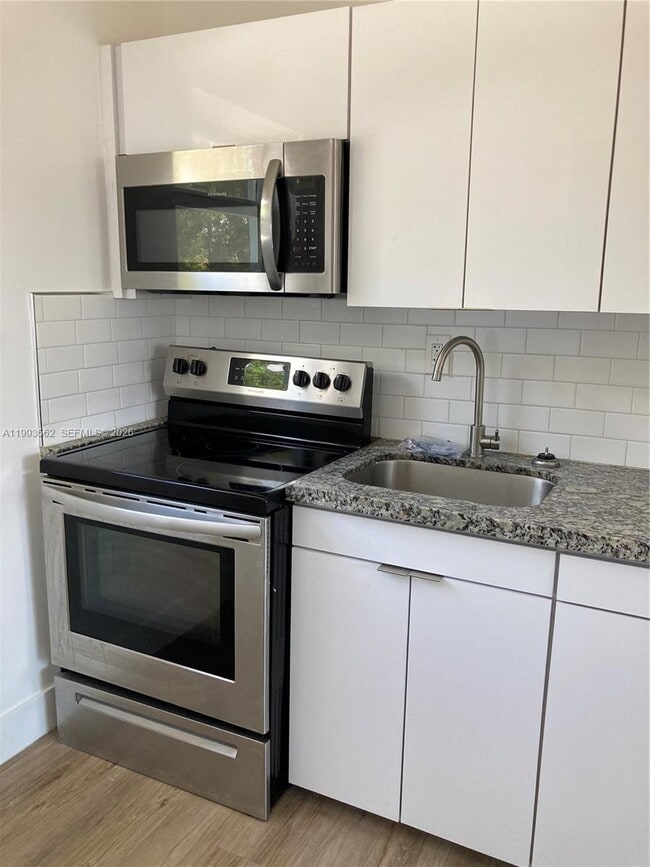 Photo - 1815 NW 1st Ct Unidad 7